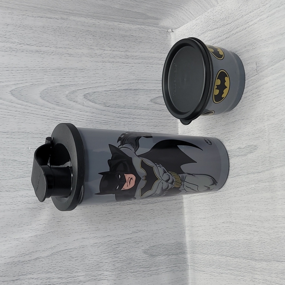 Tupperware Batman Snack Set